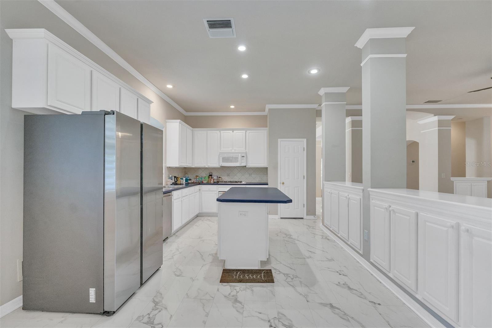 TB8540793 Property Photo 14