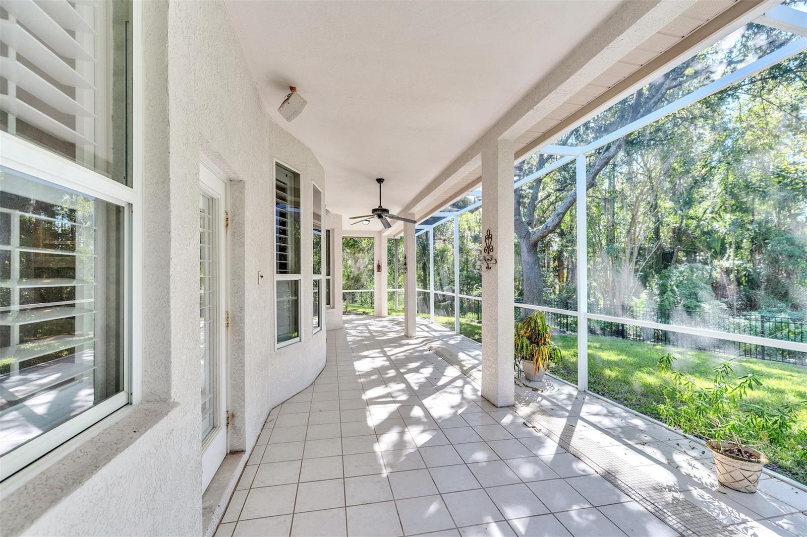 TB8540793 Property Photo 17