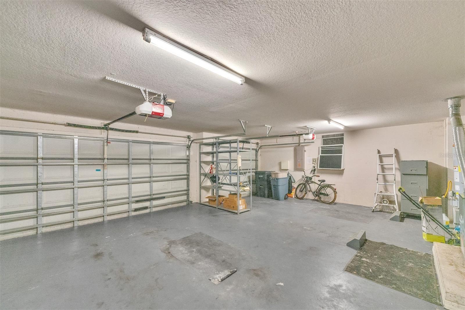 TB8540793 Property Photo 26
