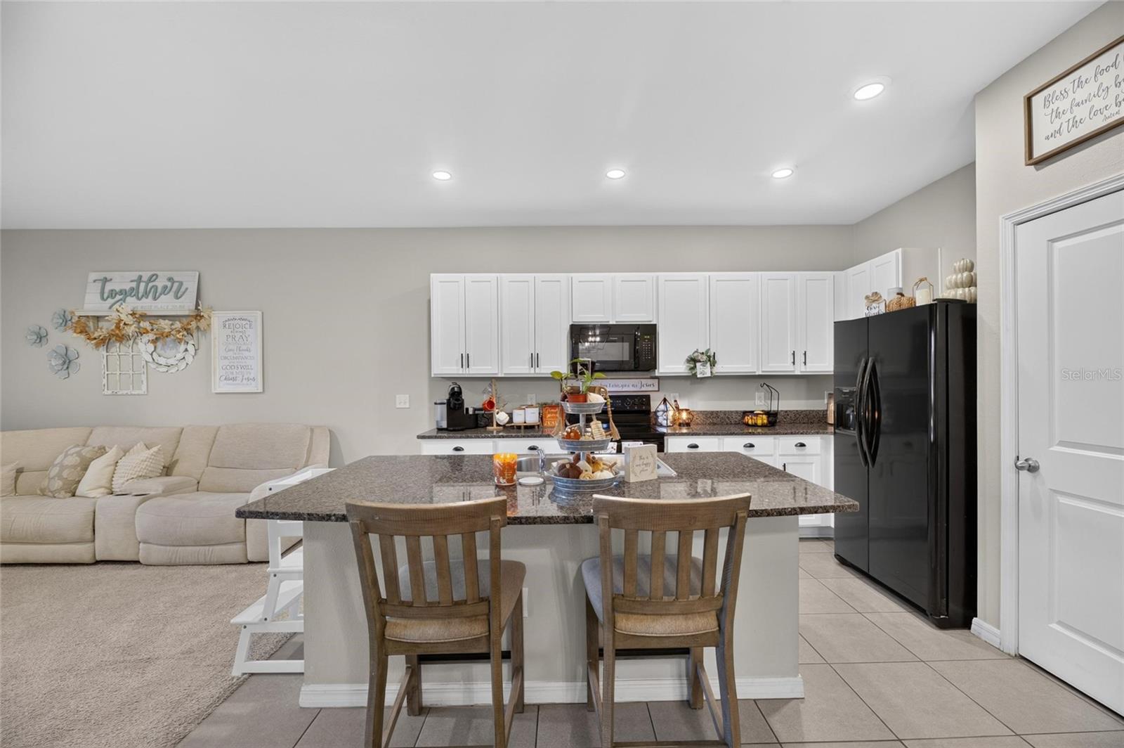 8669 Falling Blue Pl Property Photo 26