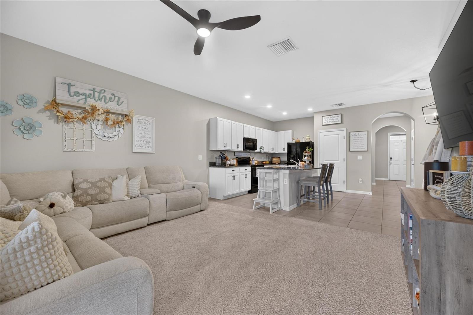 8669 Falling Blue Pl Property Photo 30