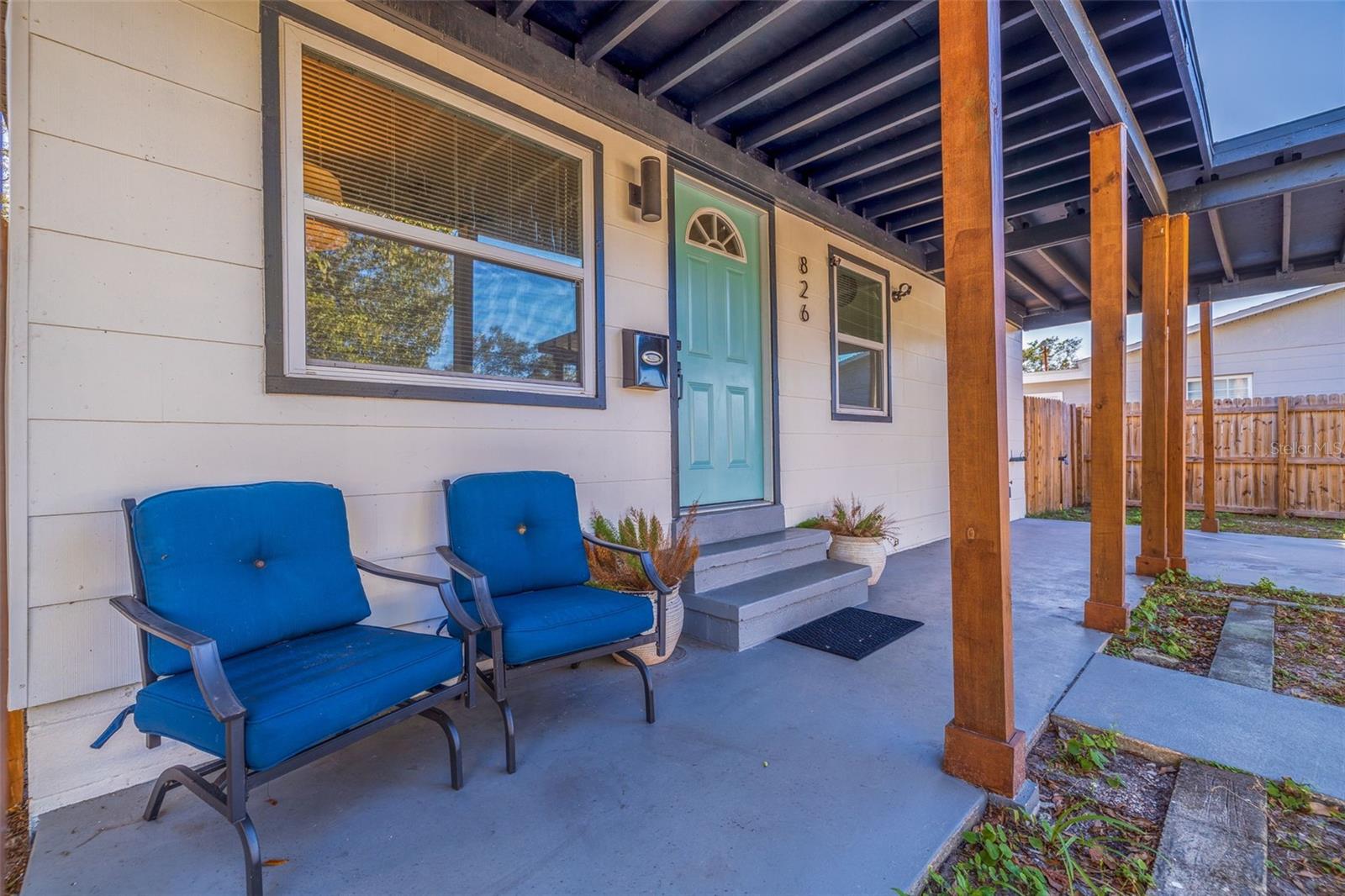 826 53rd Ter N Property Photo 2