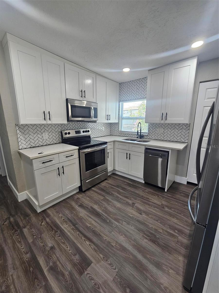 826 53rd Ter N Property Photo 24