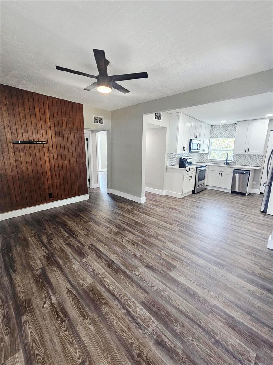 826 53rd Ter N Property Photo 25