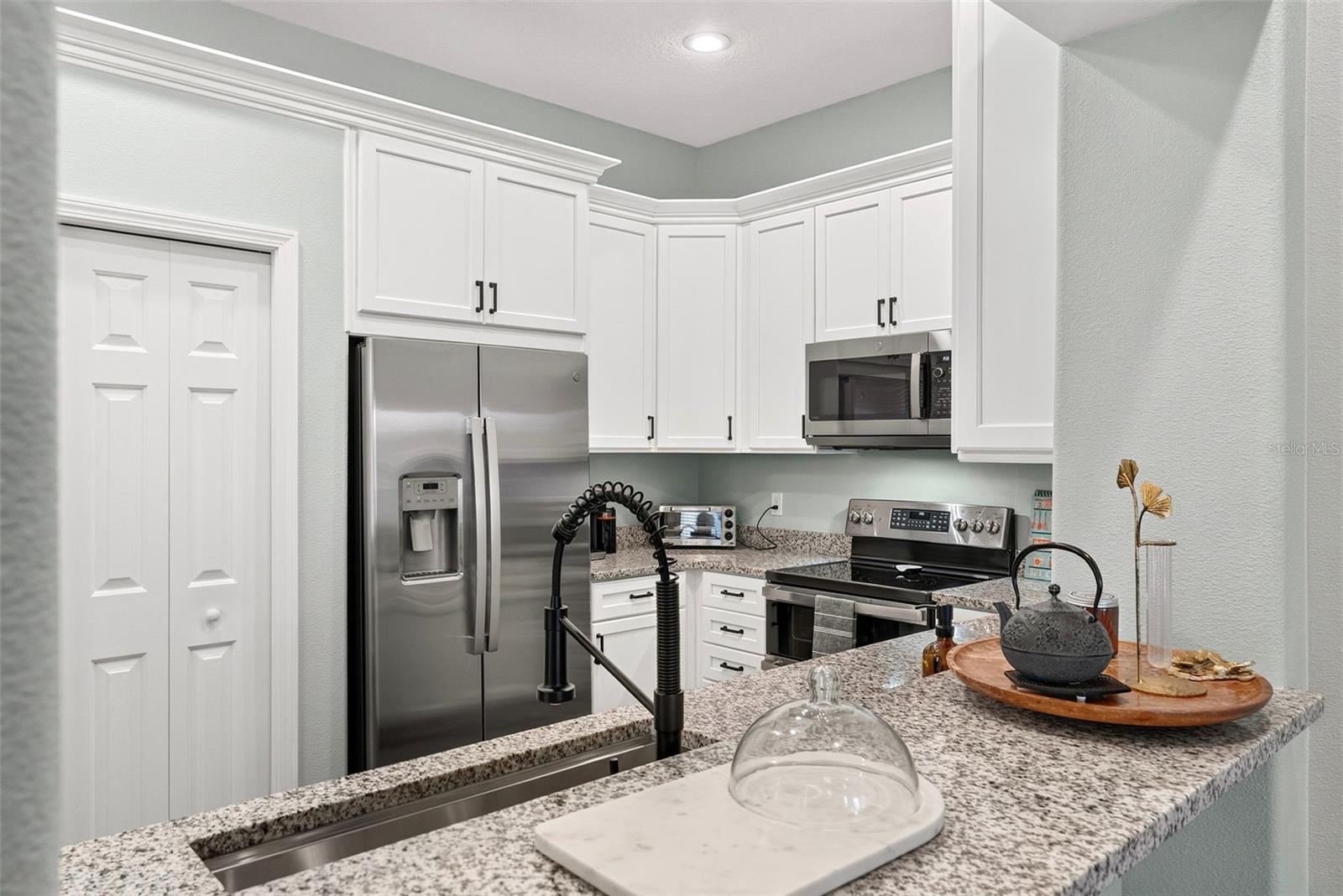 1437 Ridge Ter Property Photo 14