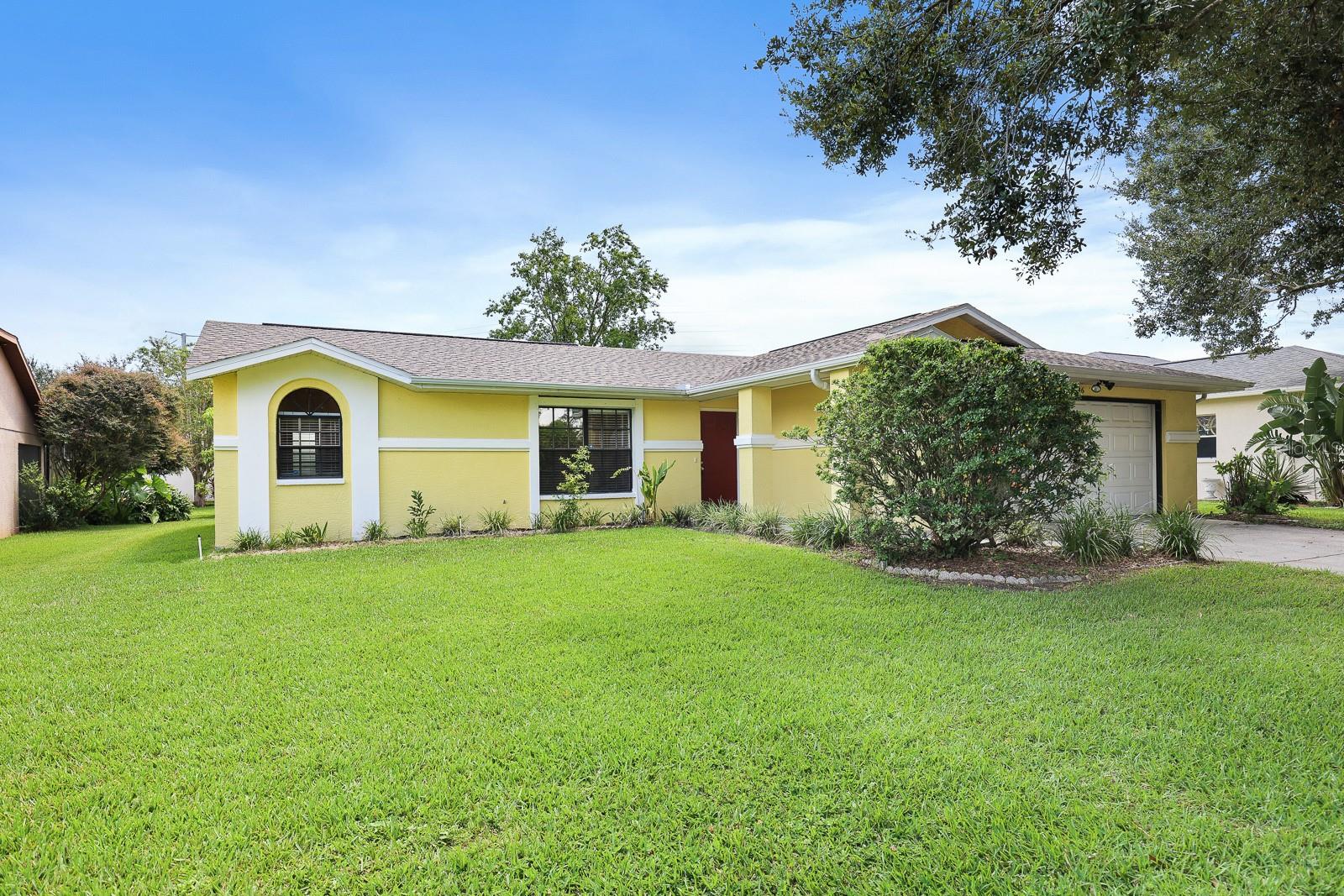 6346 Silver Oaks Dr Property Photo 1