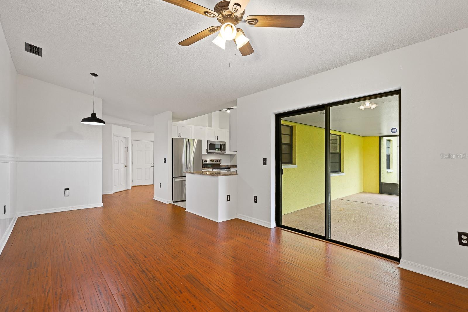 6346 Silver Oaks Dr Property Photo 10