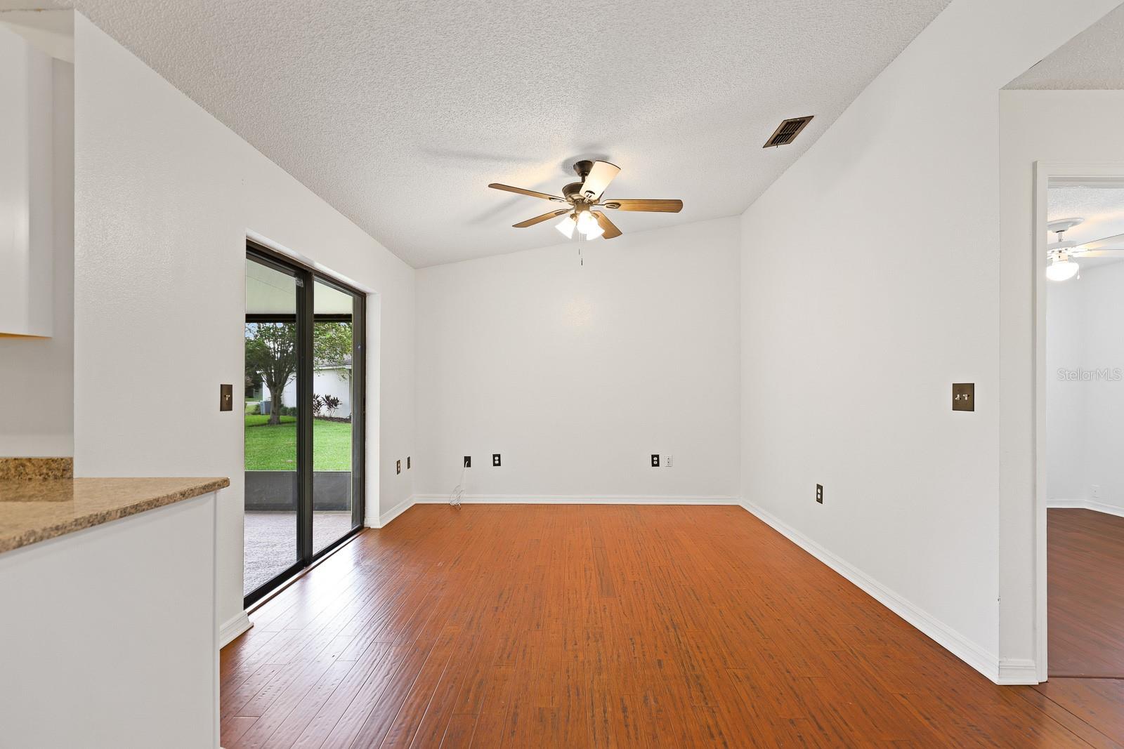 6346 Silver Oaks Dr Property Photo 11