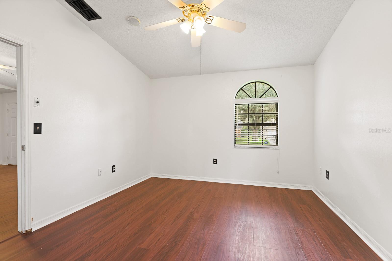 6346 Silver Oaks Dr Property Photo 15