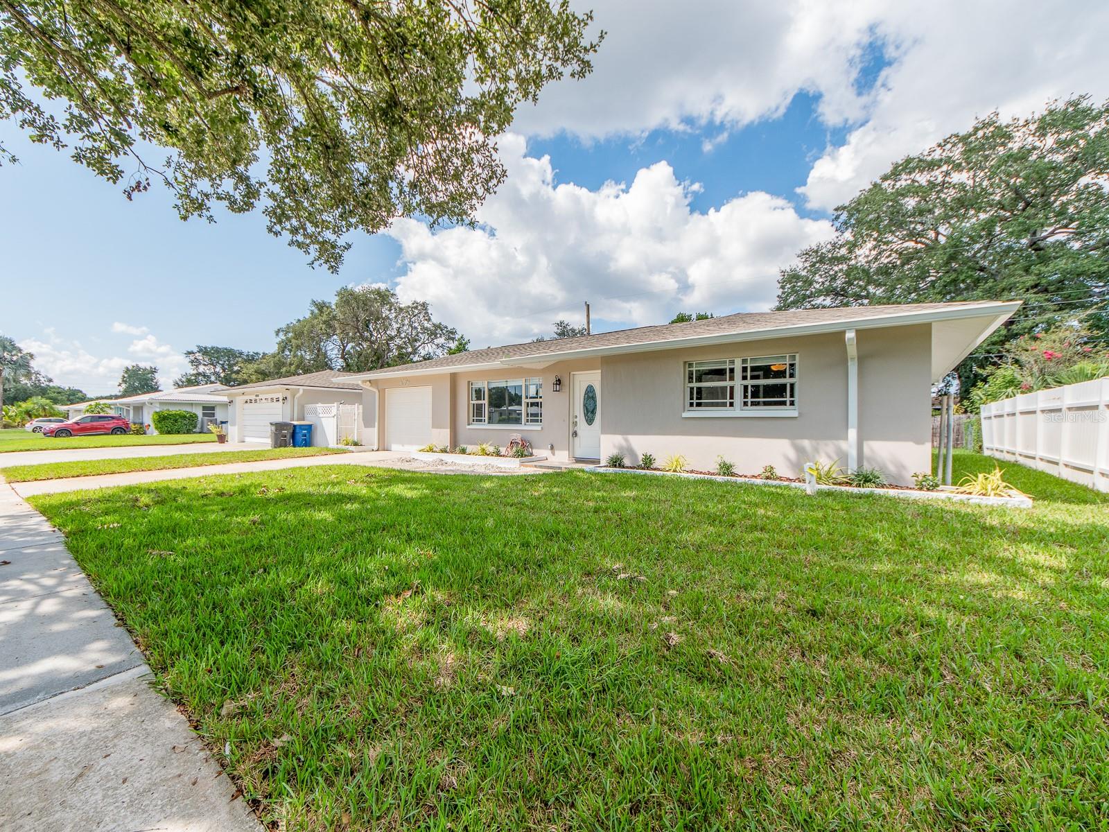 682 Druid Park Dr W Property Photo 29