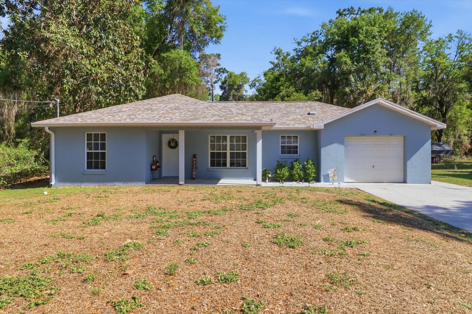 9878 Riverwood Dr Property Photo 1