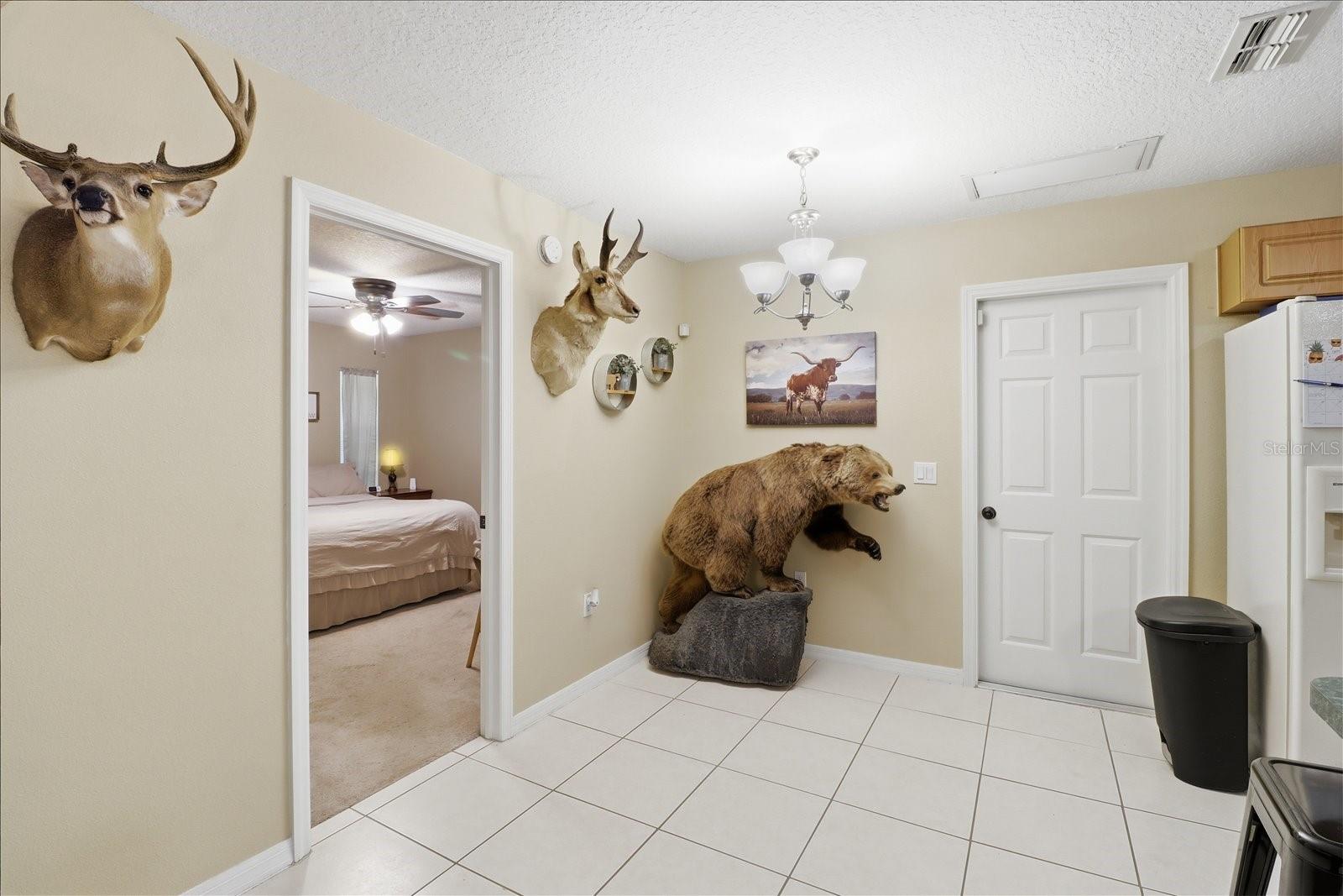 9878 Riverwood Dr Property Photo 16