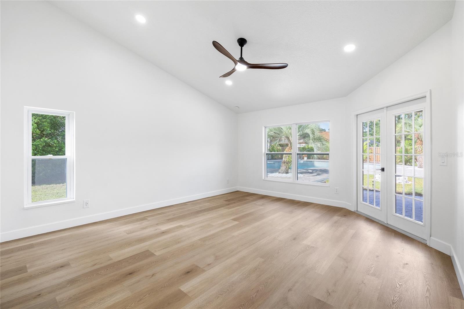 18107 Woodcreek Pl Property Photo 33