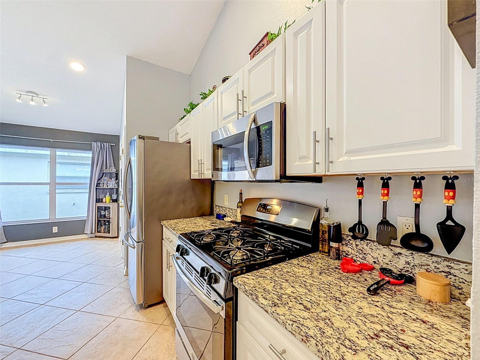5720 Hawklake Rd Property Photo 8