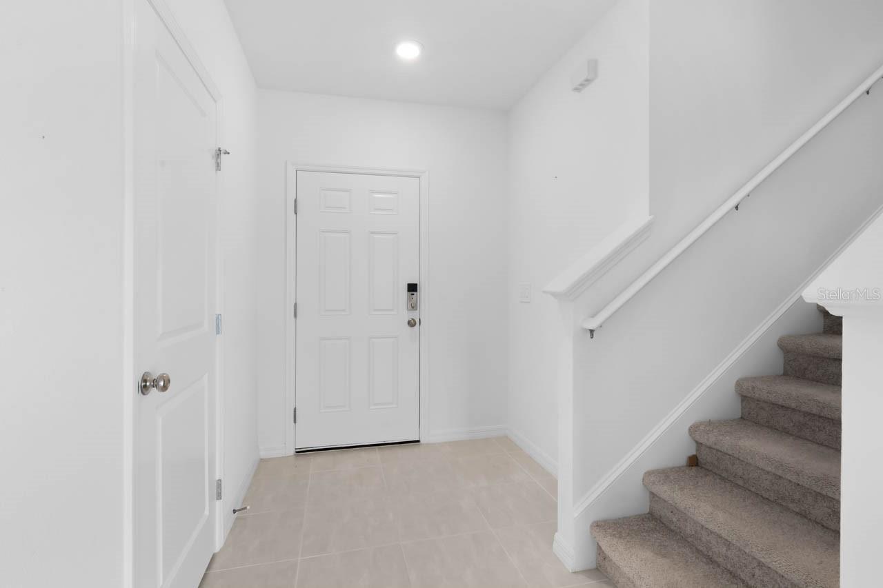 13524 Camelot Ct Property Photo 7
