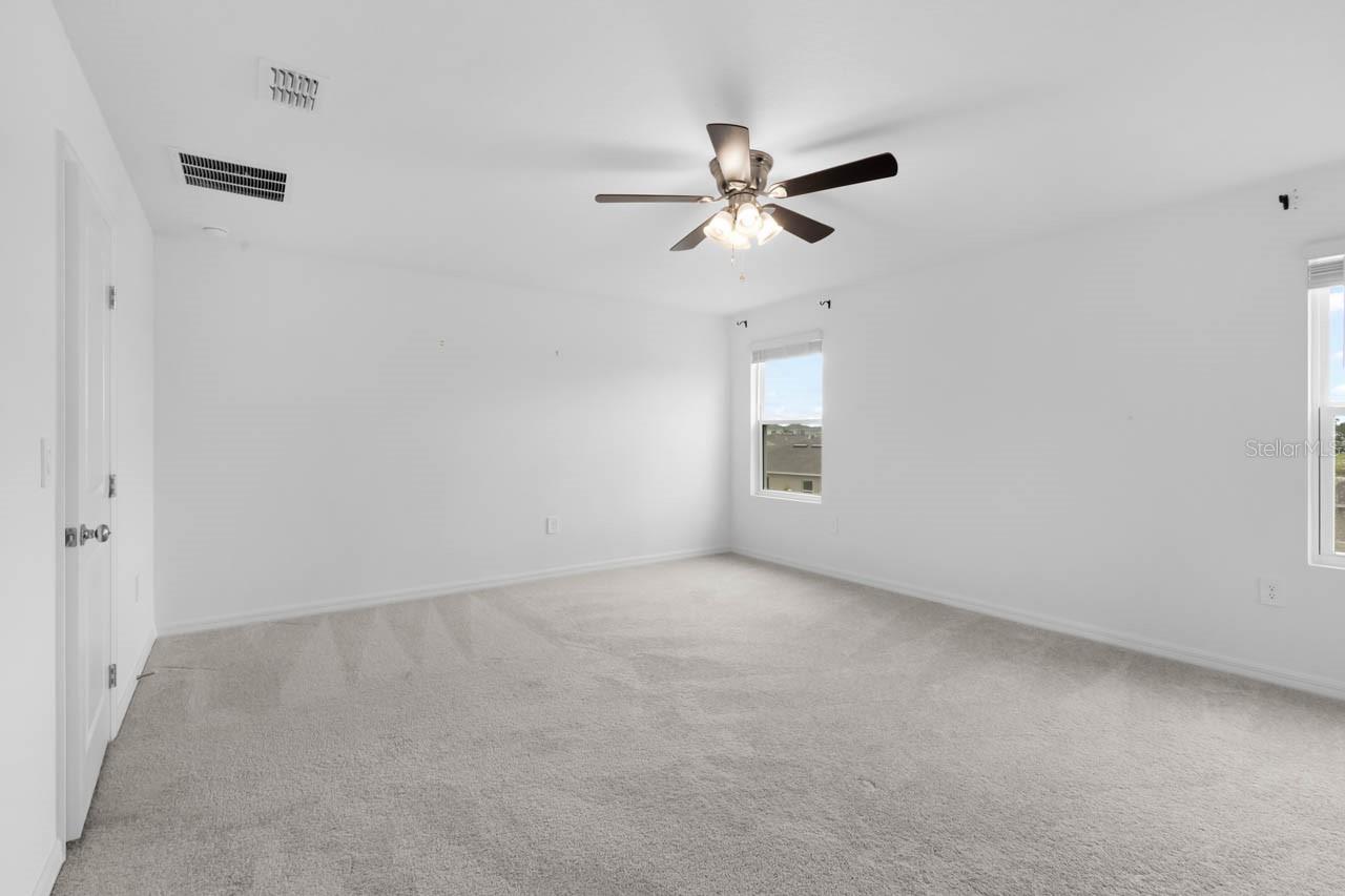 13524 Camelot Ct Property Photo 23