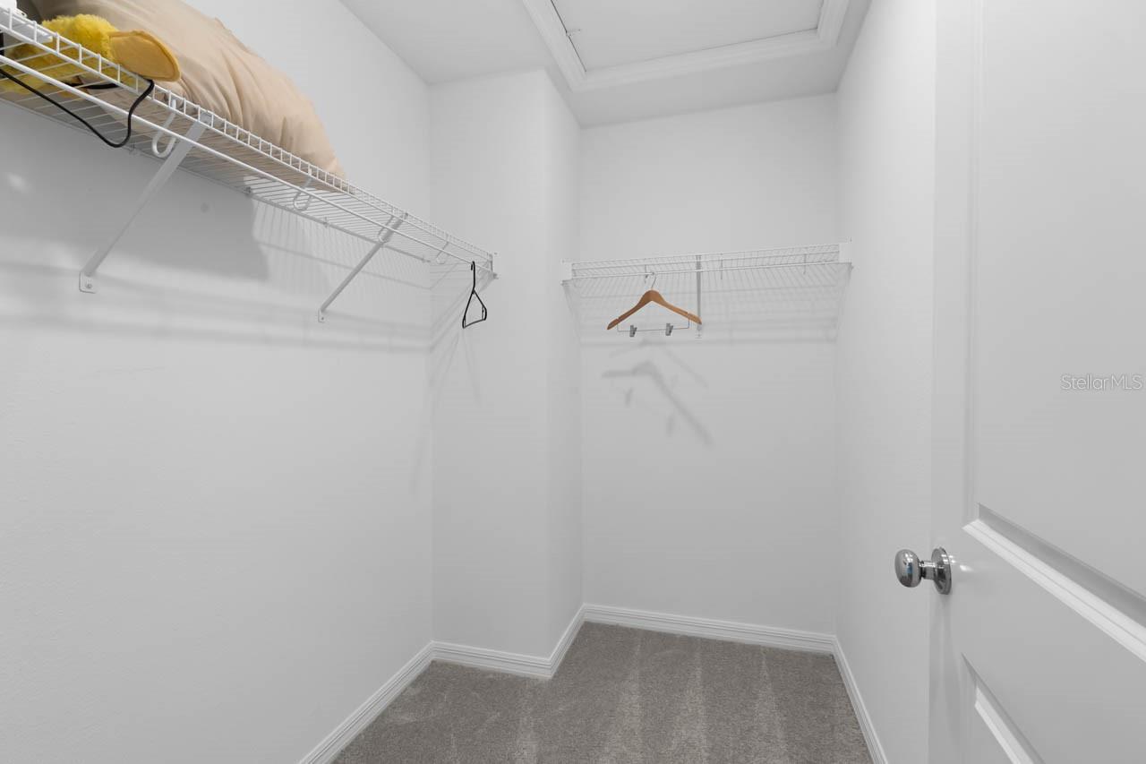 13524 Camelot Ct Property Photo 27