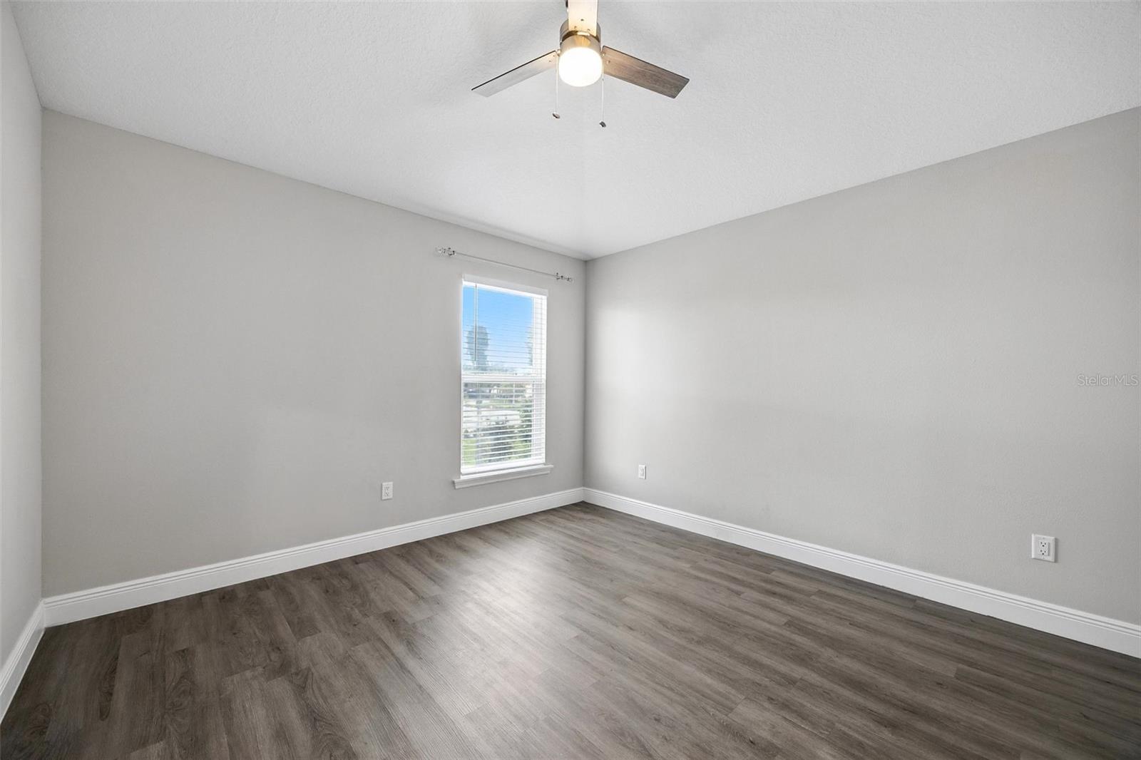 2519 W Hiawatha St Property Photo 17