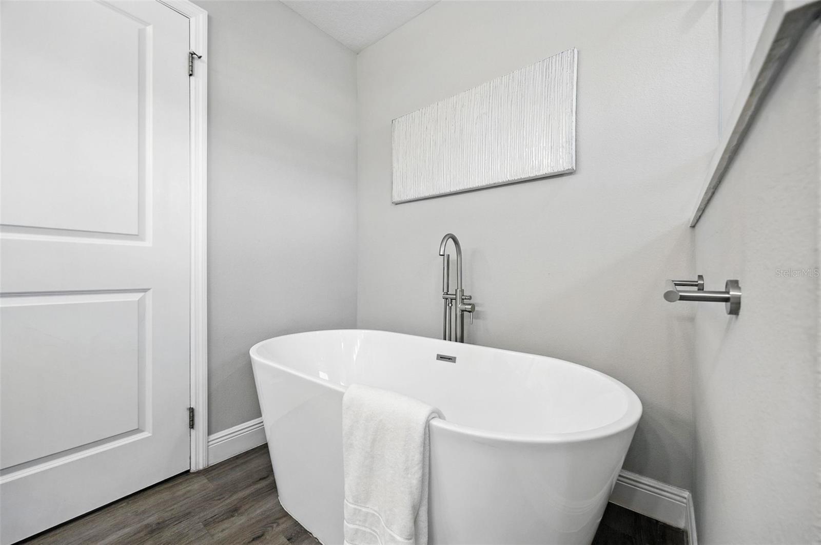 2519 W Hiawatha St Property Photo 24