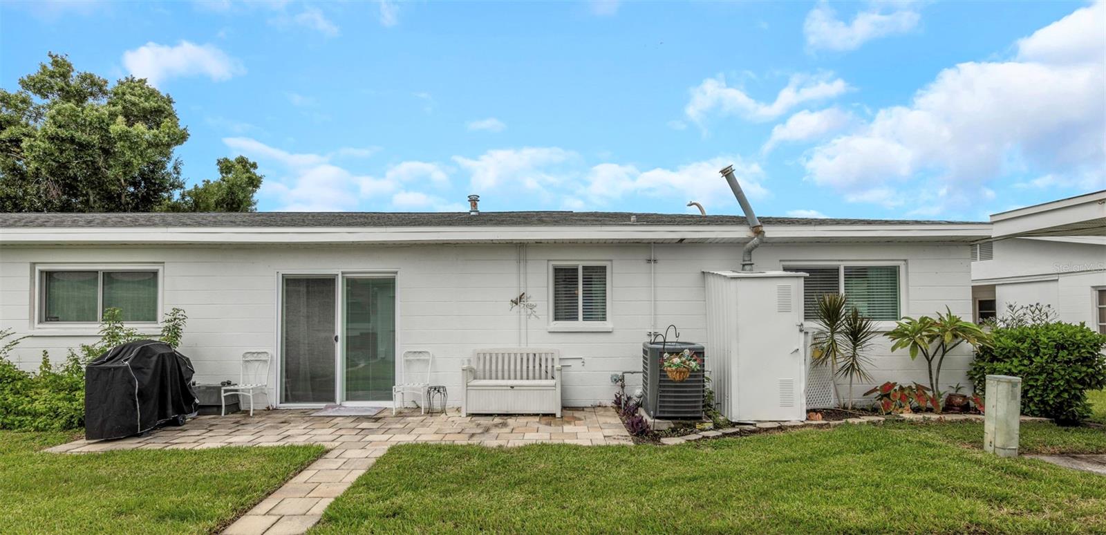 9919 Tulip St N Property Photo 32