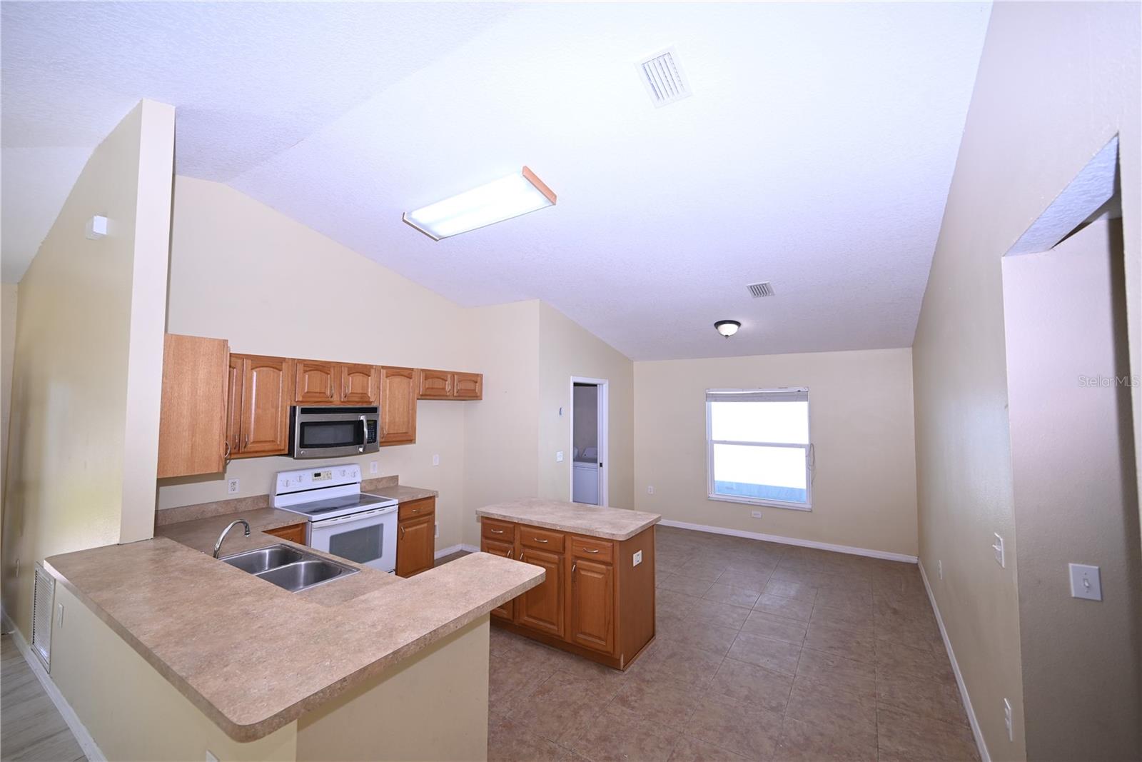 5302 School Rd Property Photo 6