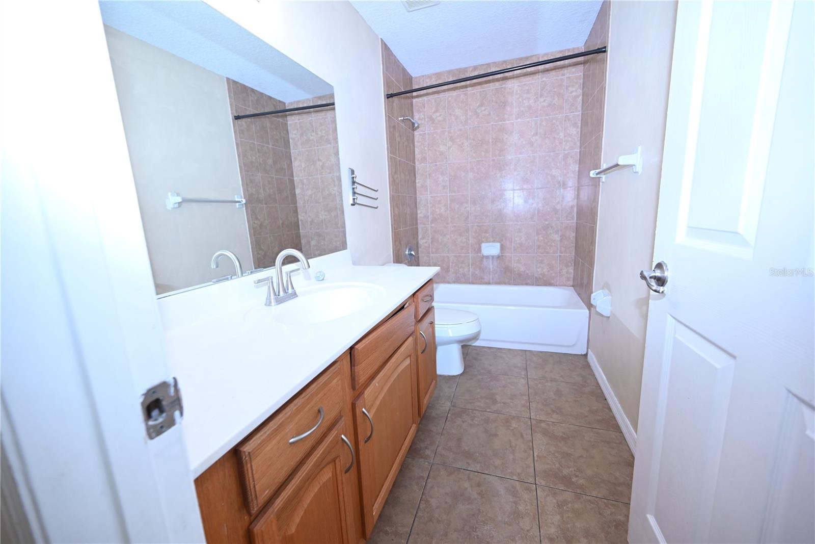 5302 School Rd Property Photo 11