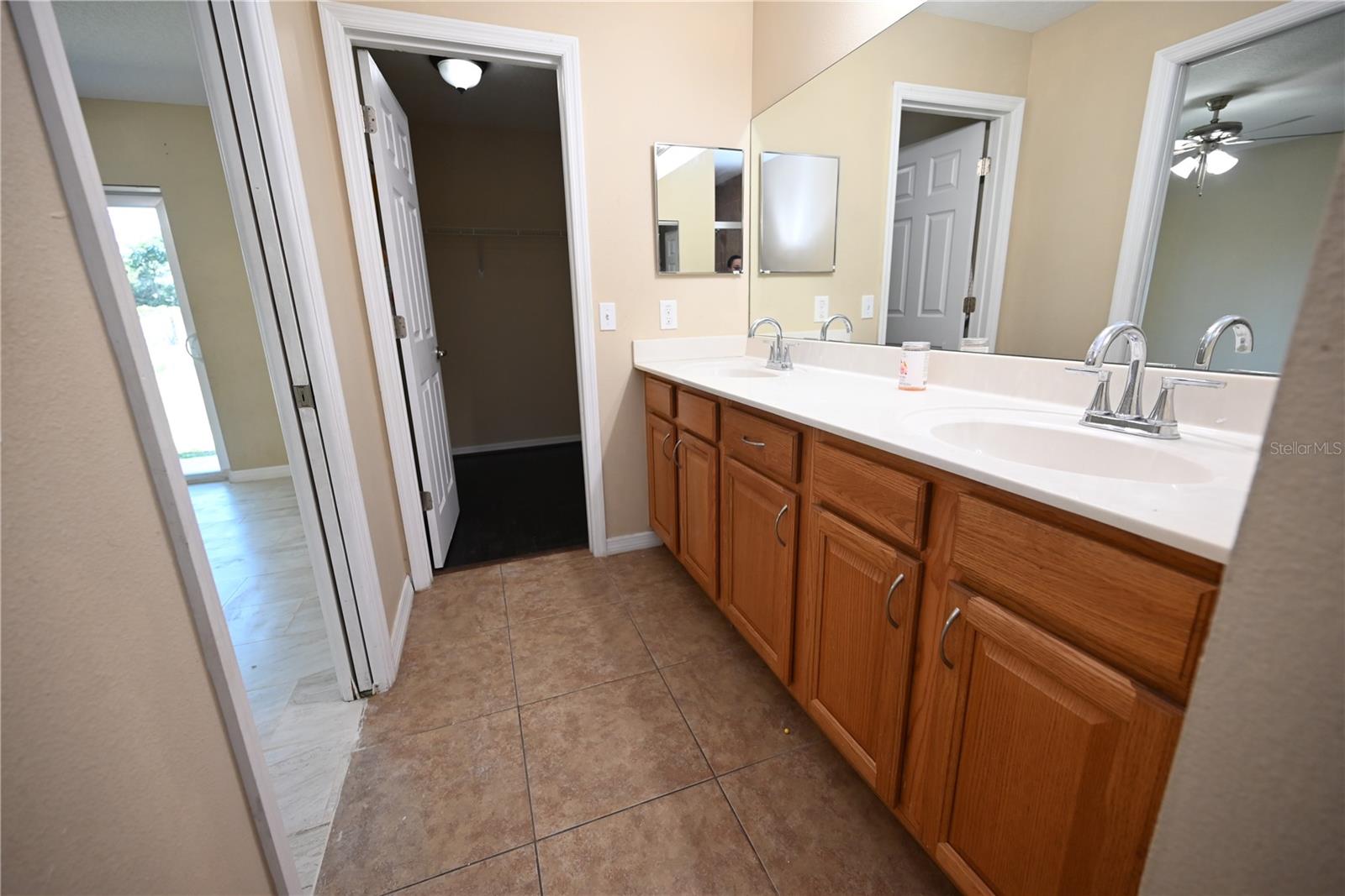 5302 School Rd Property Photo 17