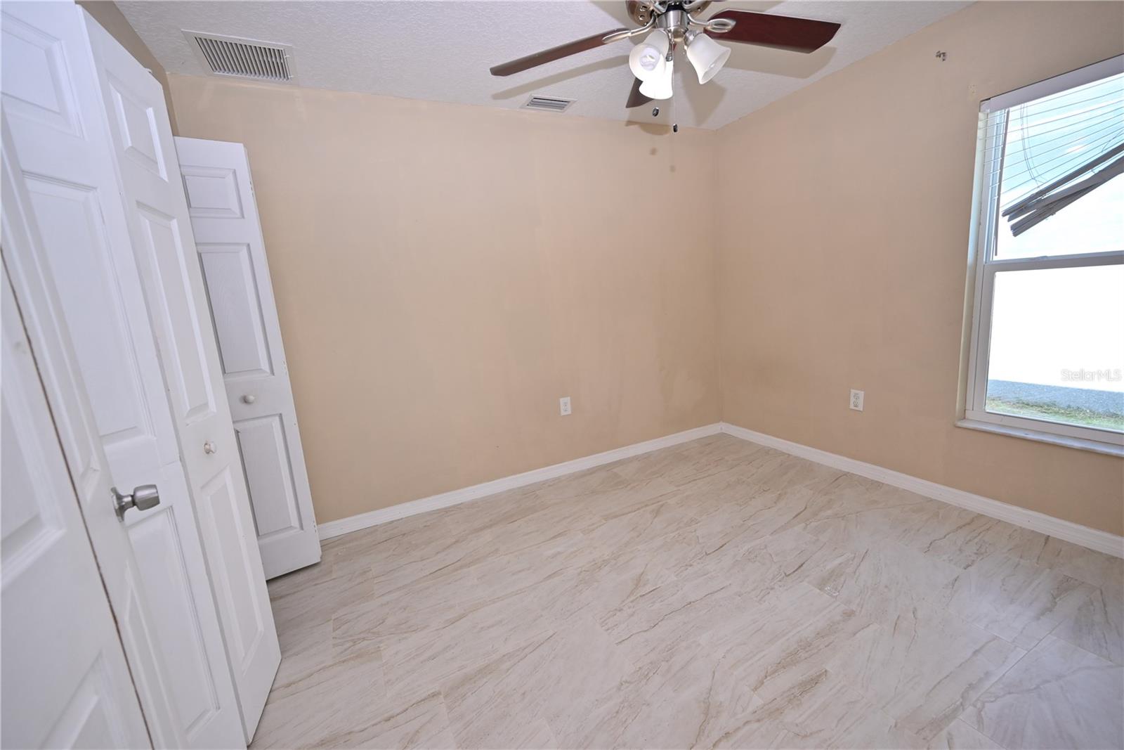 5302 School Rd Property Photo 23