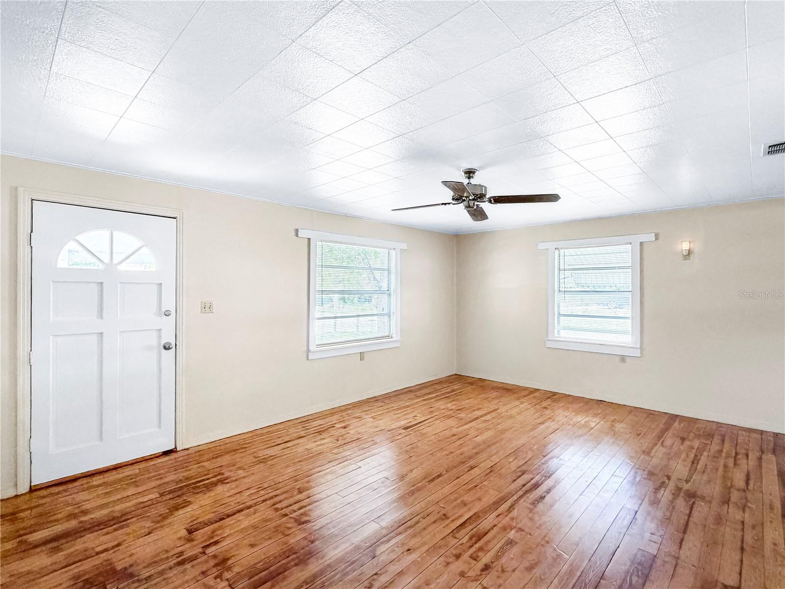 1455 10th St Nw Property Photo 5
