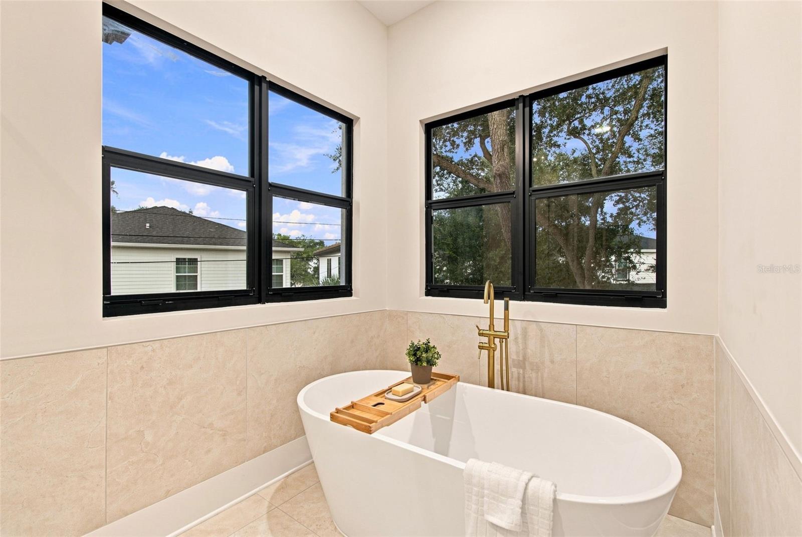 3610 S Renellie Dr Property Photo 60