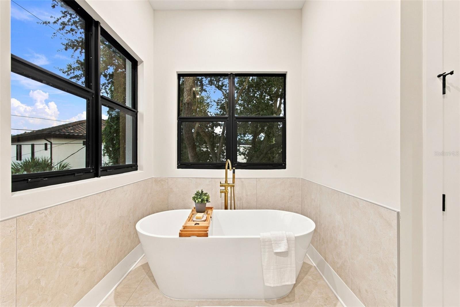 3610 S Renellie Dr Property Photo 61