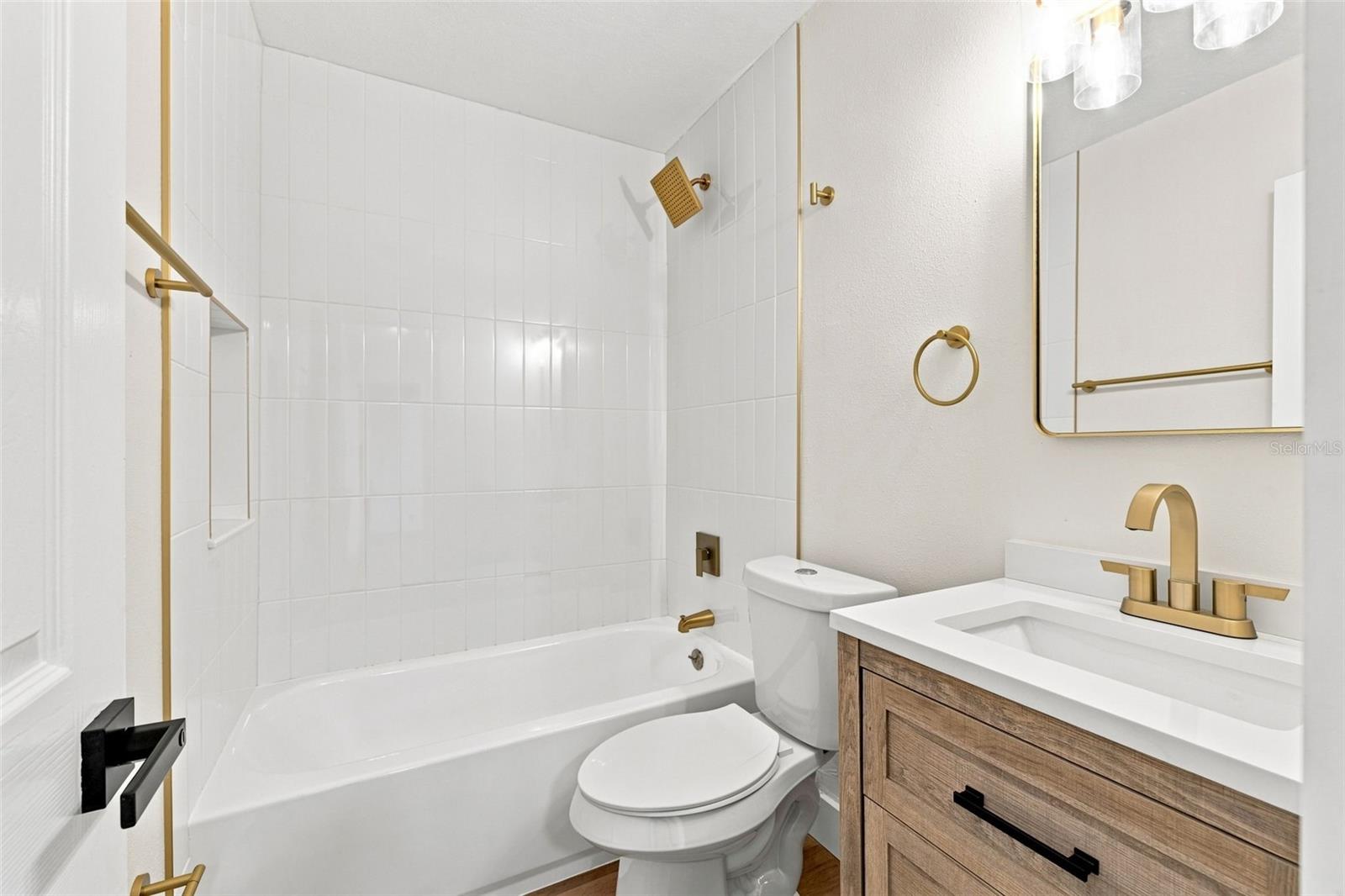 5209 S 80th St #no Unit Property Photo 20