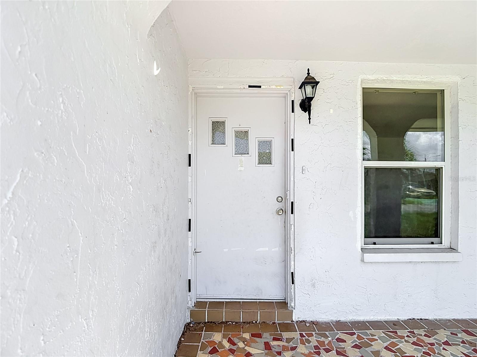 10328 Loquat Dr Property Photo 2