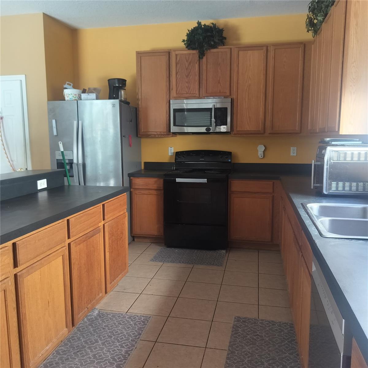 529 Aldridge Ln Property Photo 10
