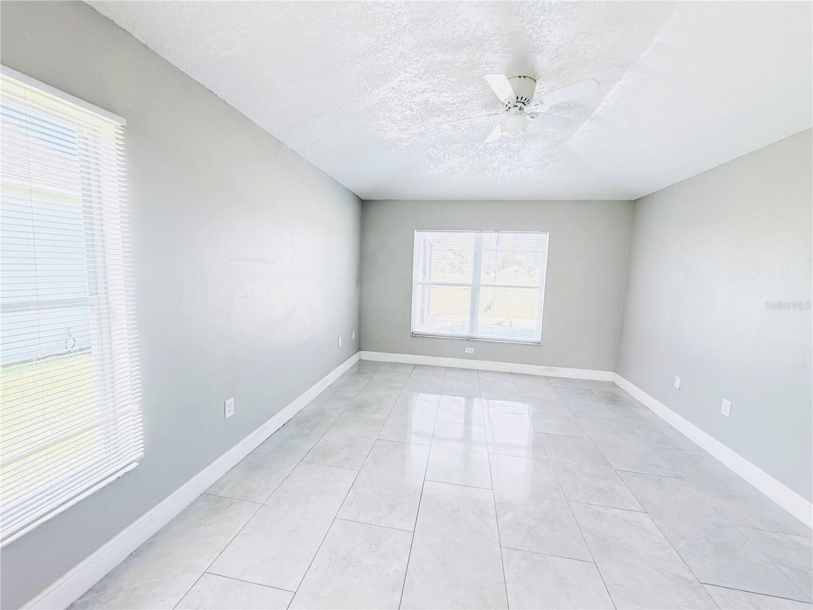 207 Langham Dr Property Photo 6