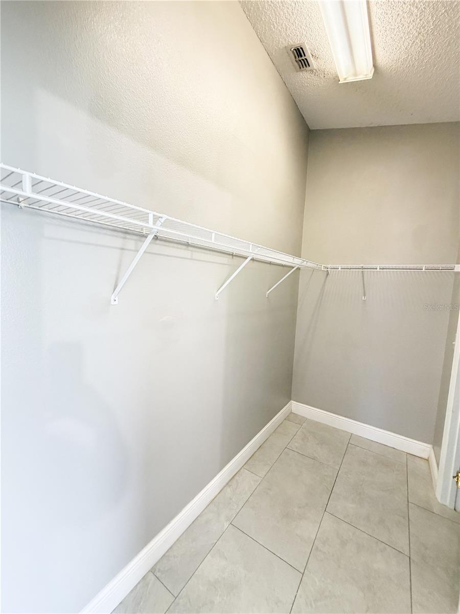 207 Langham Dr Property Photo 9