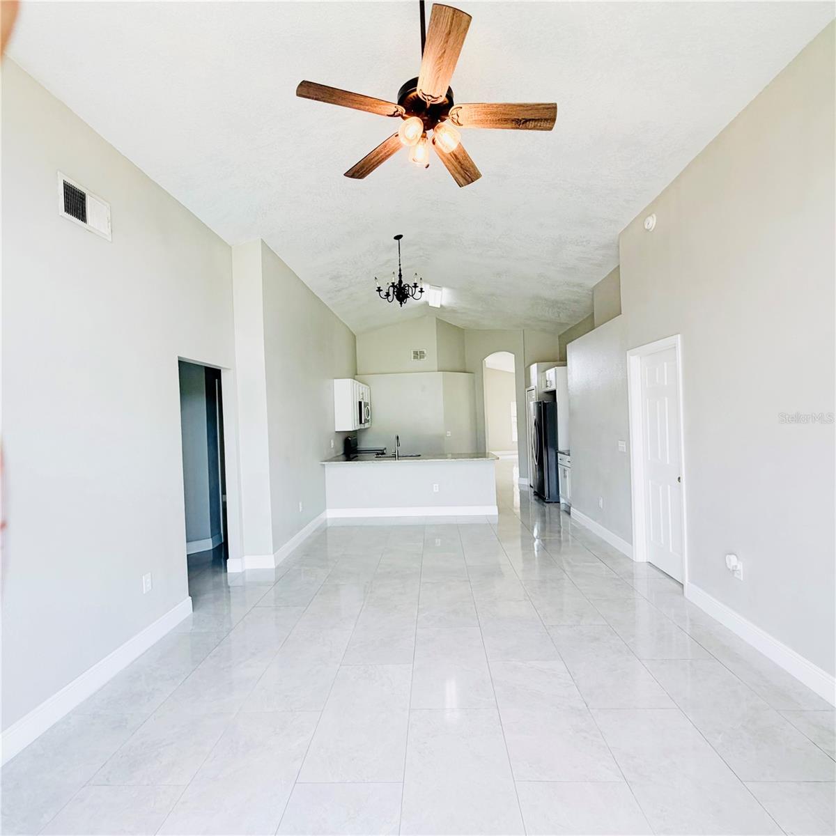 207 Langham Dr Property Photo 22