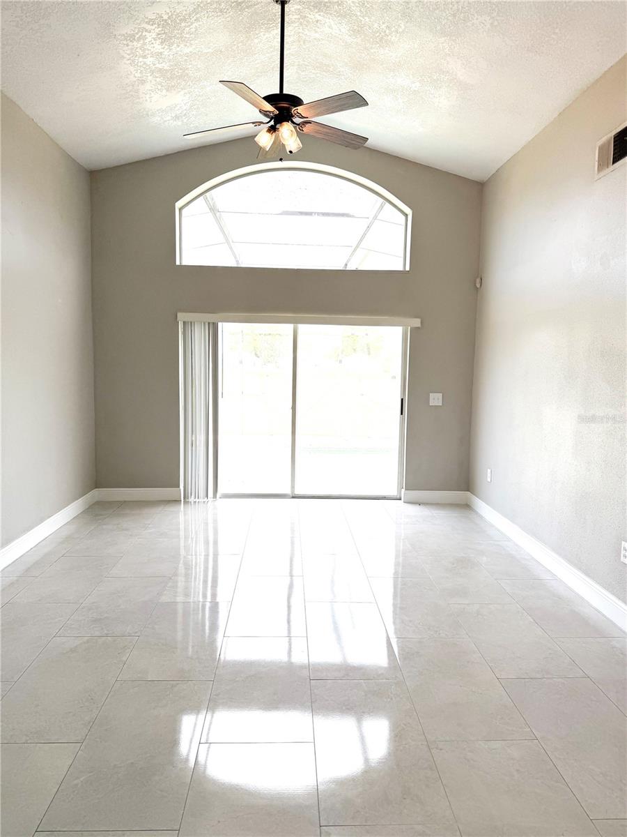 207 Langham Dr Property Photo 25