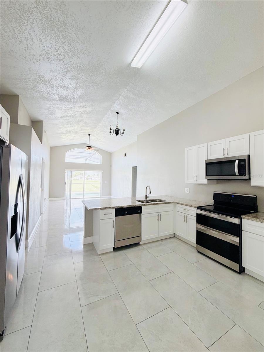 207 Langham Dr Property Photo 30