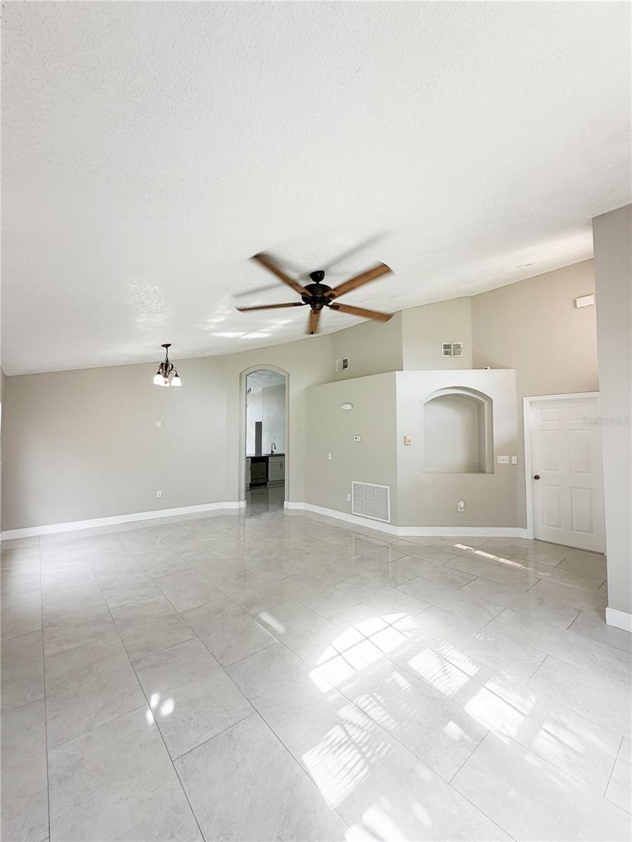 207 Langham Dr Property Photo 31