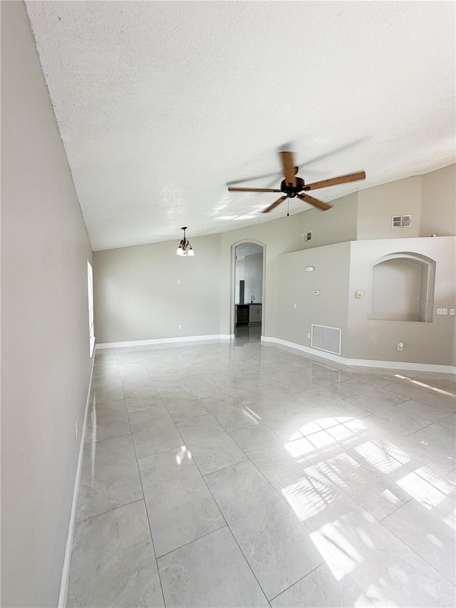 207 Langham Dr Property Photo 34