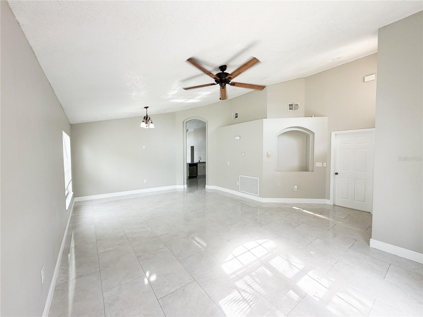207 Langham Dr Property Photo 36