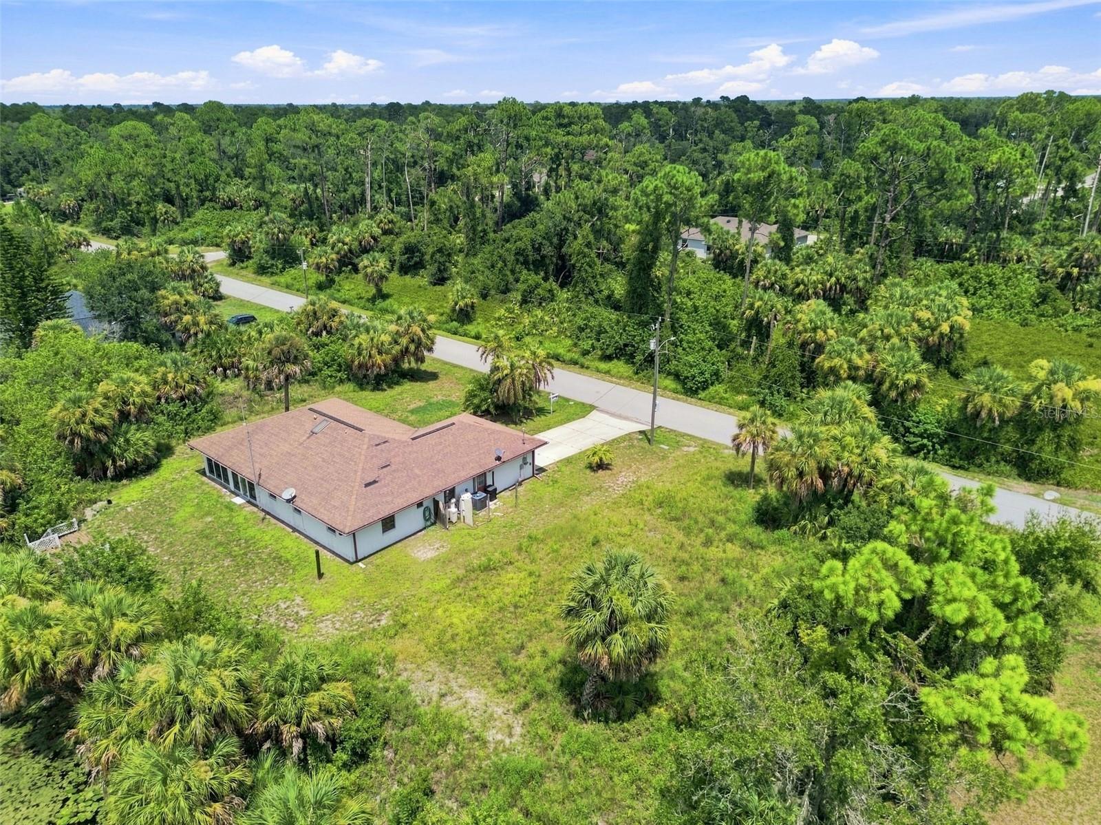 287 Kindred Blvd Property Photo 23
