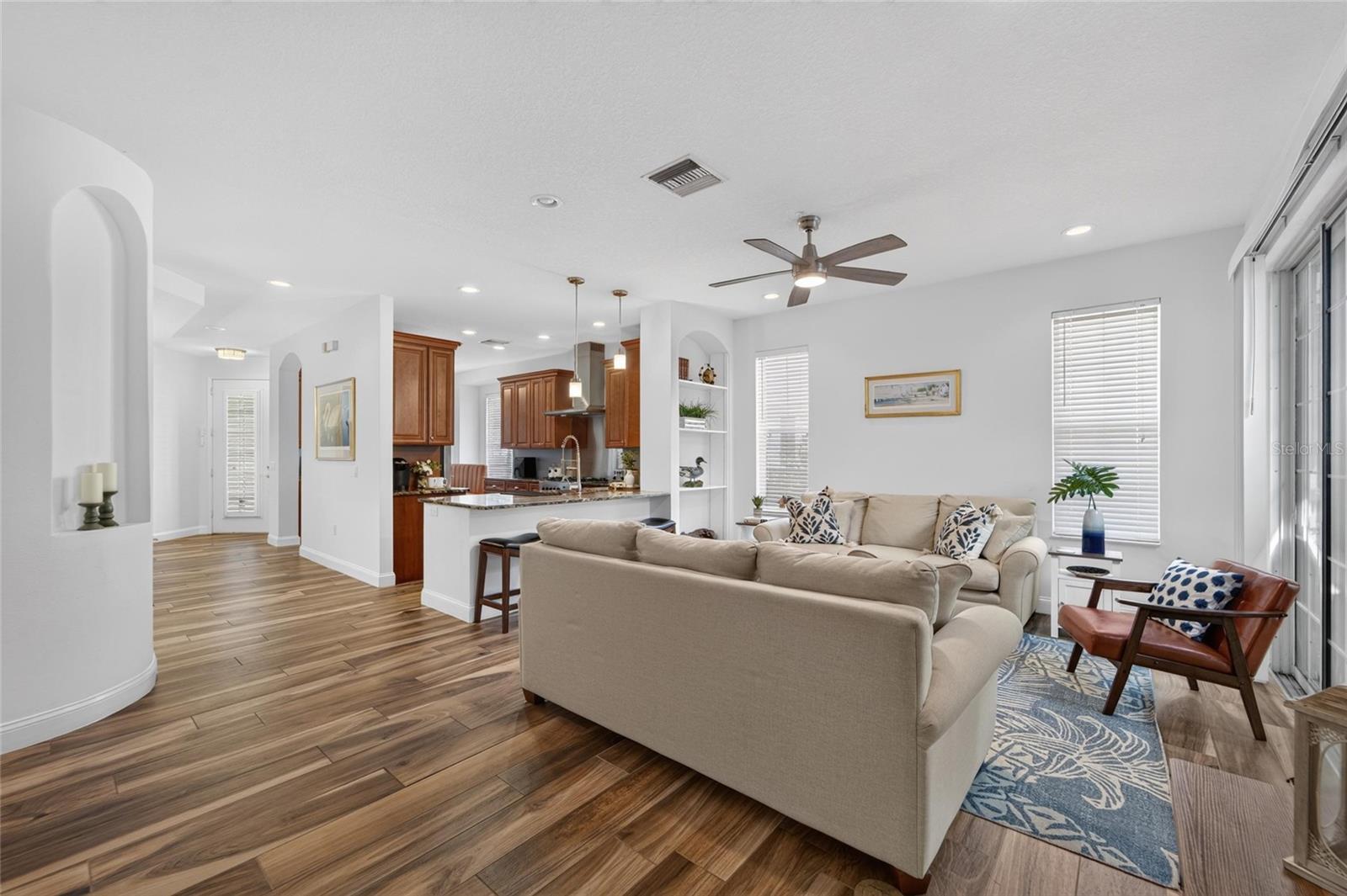 5318 Golden Isles Dr Property Photo 15
