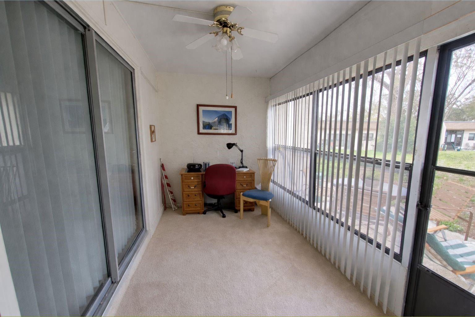 1428 Arrowhead Cir W Property Photo 11