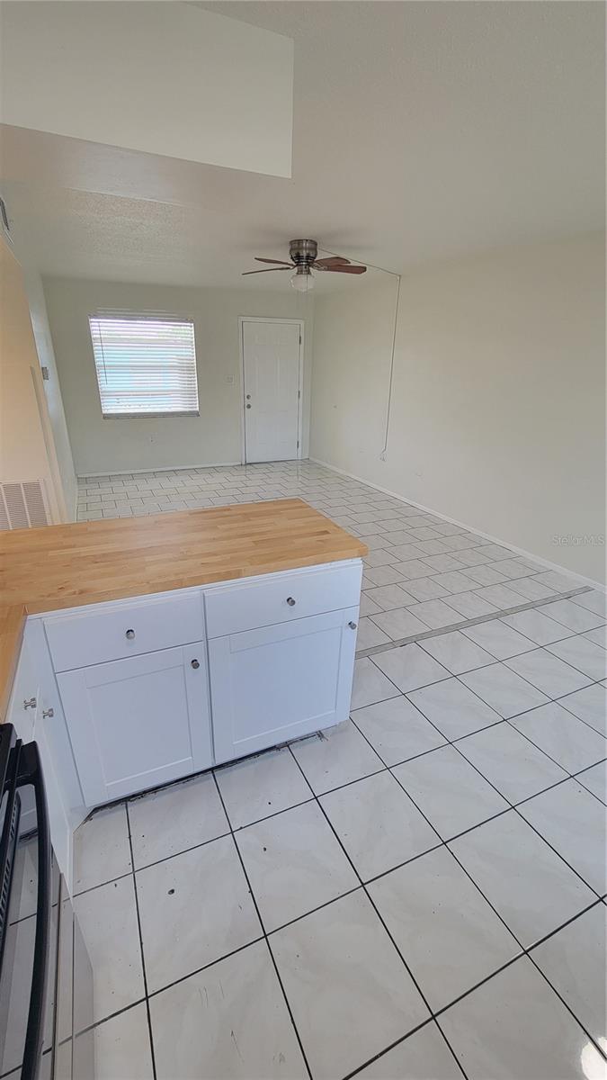 308 Avanda Ct #6 Property Photo 6
