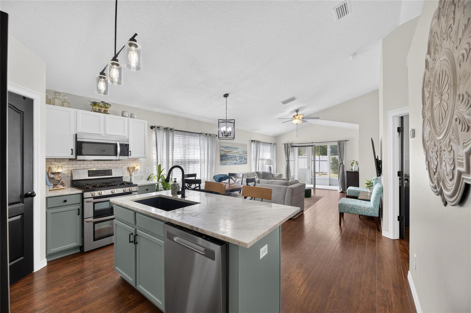 7629 Devonbridge Garden Way Property Photo 25