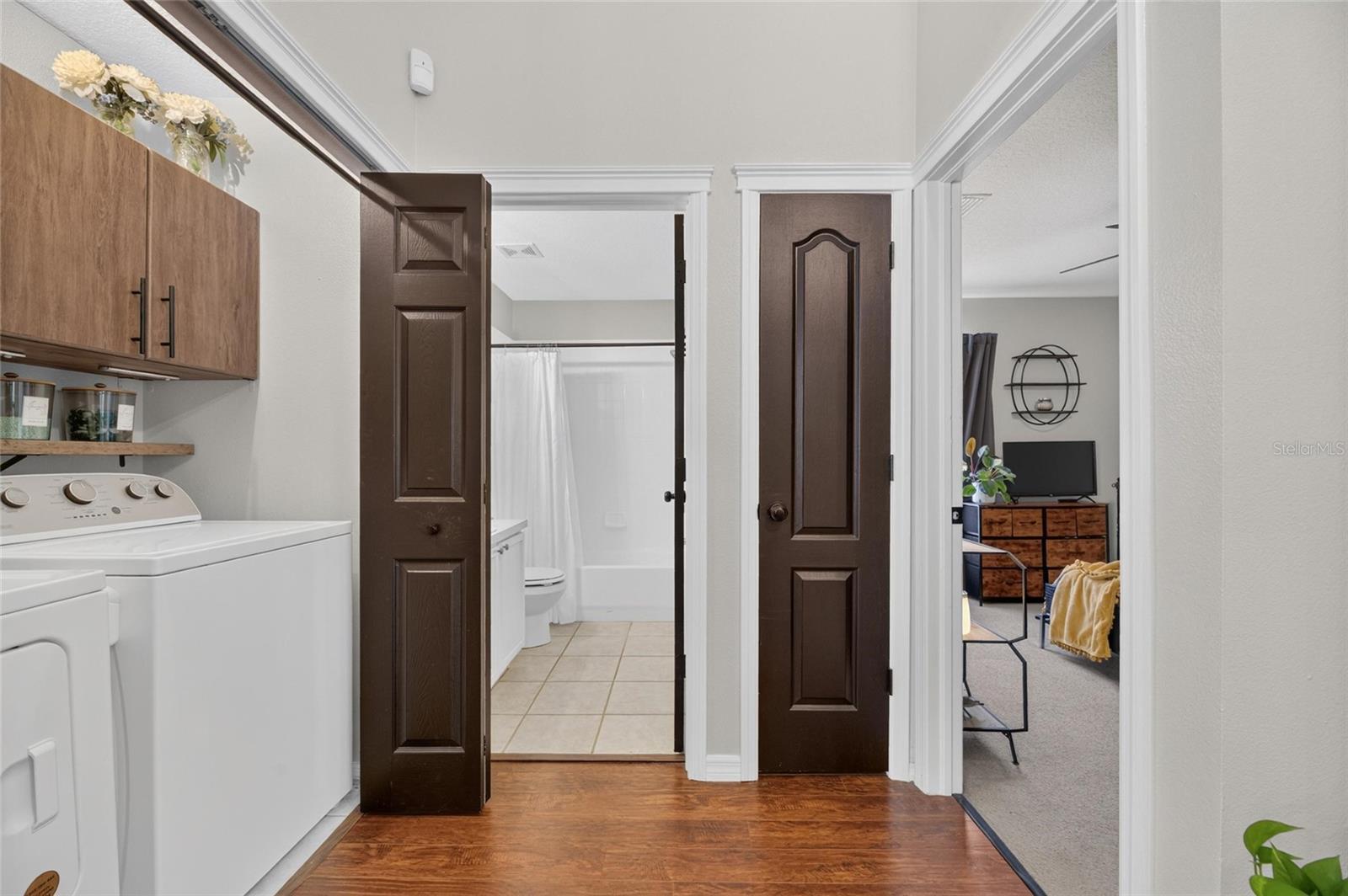 7629 Devonbridge Garden Way Property Photo 37