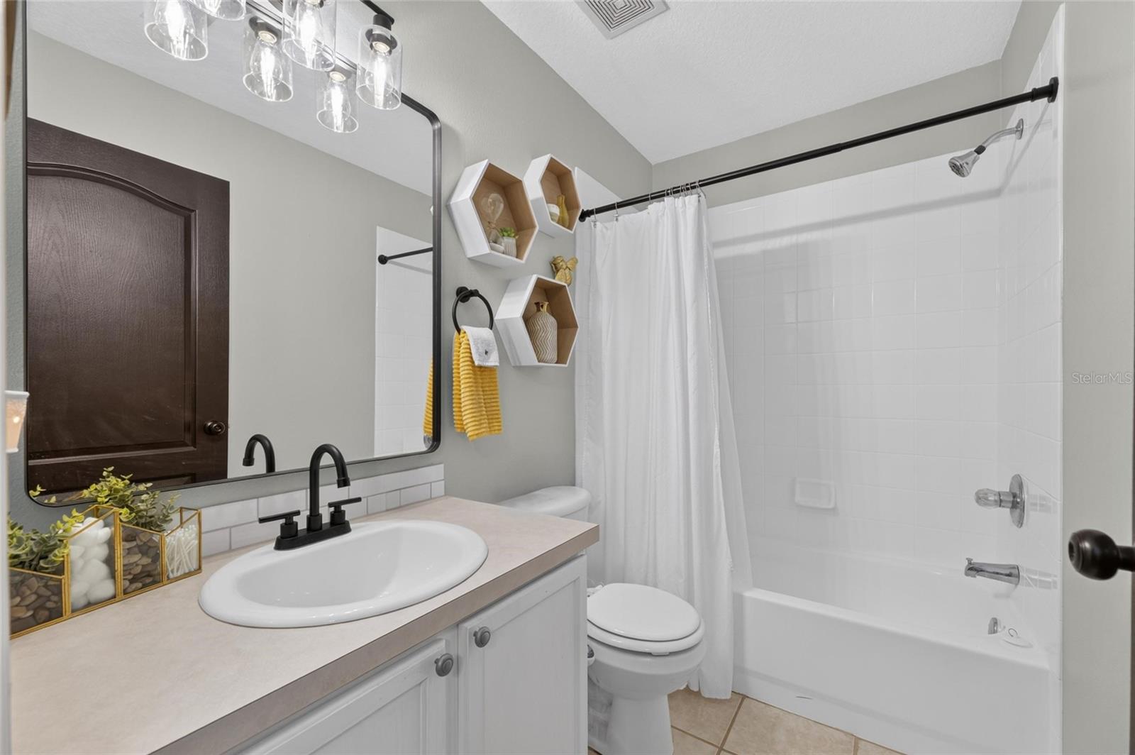 7629 Devonbridge Garden Way Property Photo 43