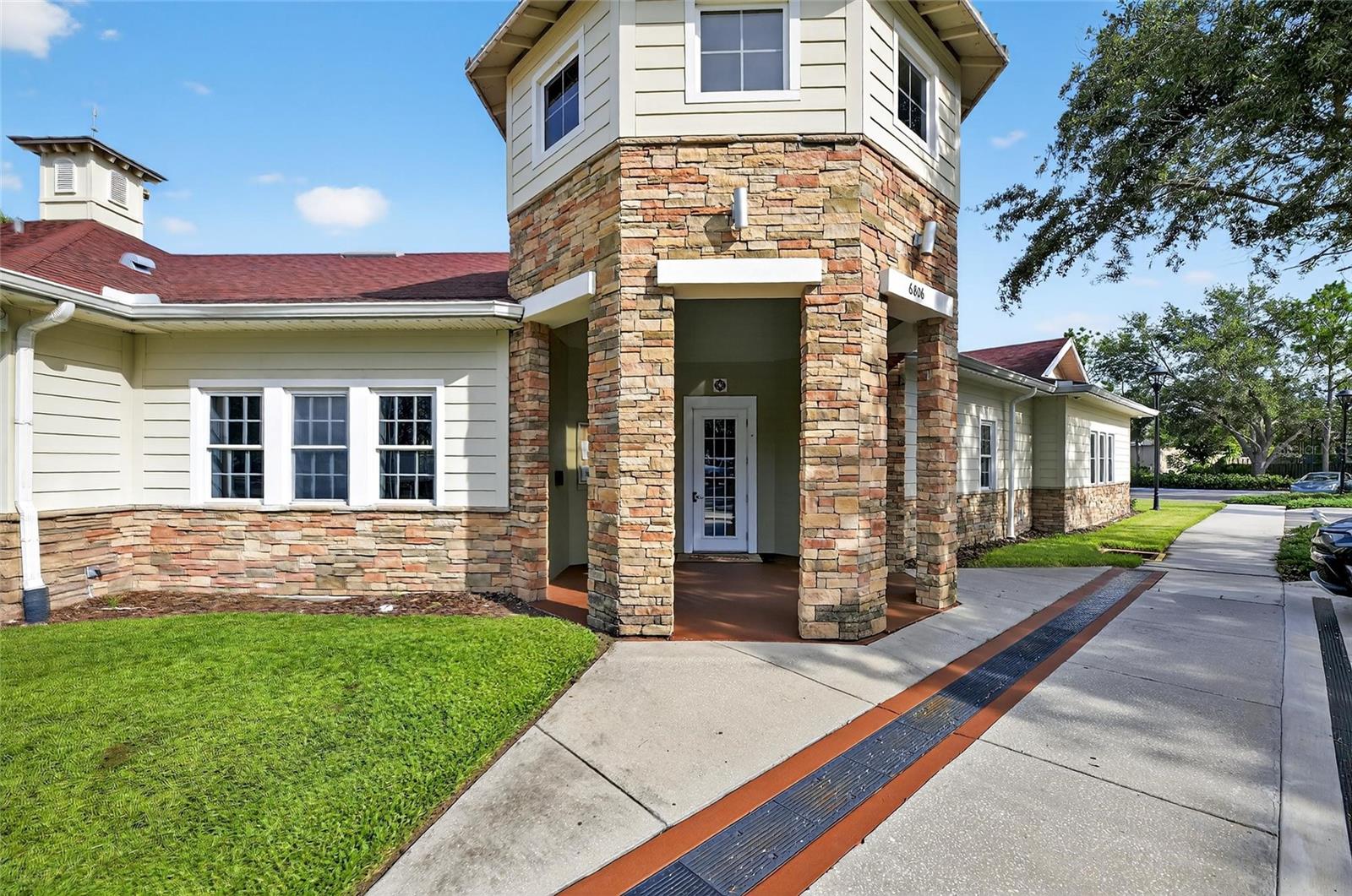 7629 Devonbridge Garden Way Property Photo 75